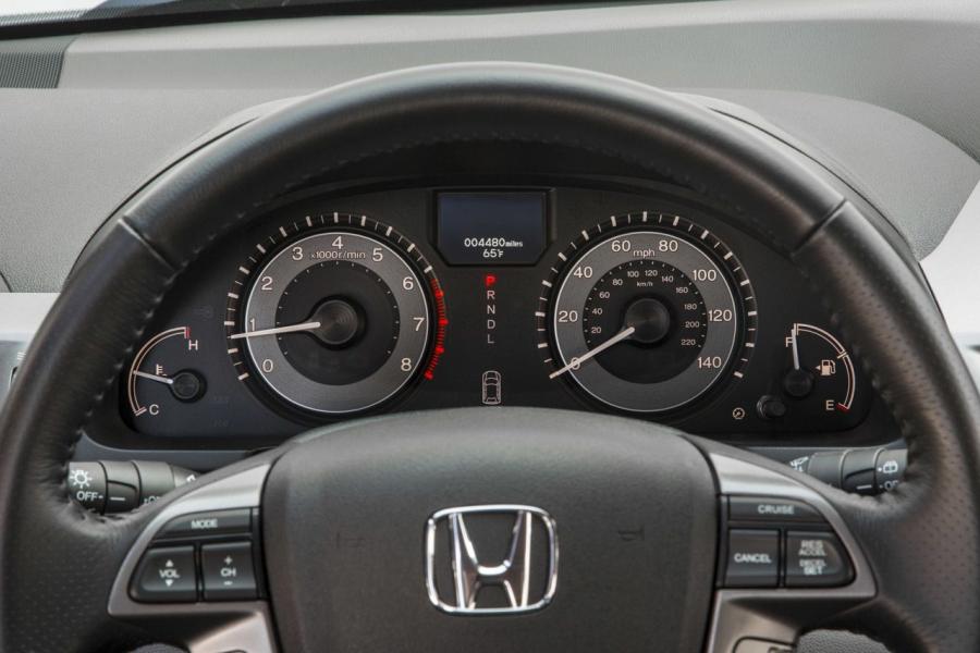  Honda Odyssey 2014 года  (фото 44 из 54)
